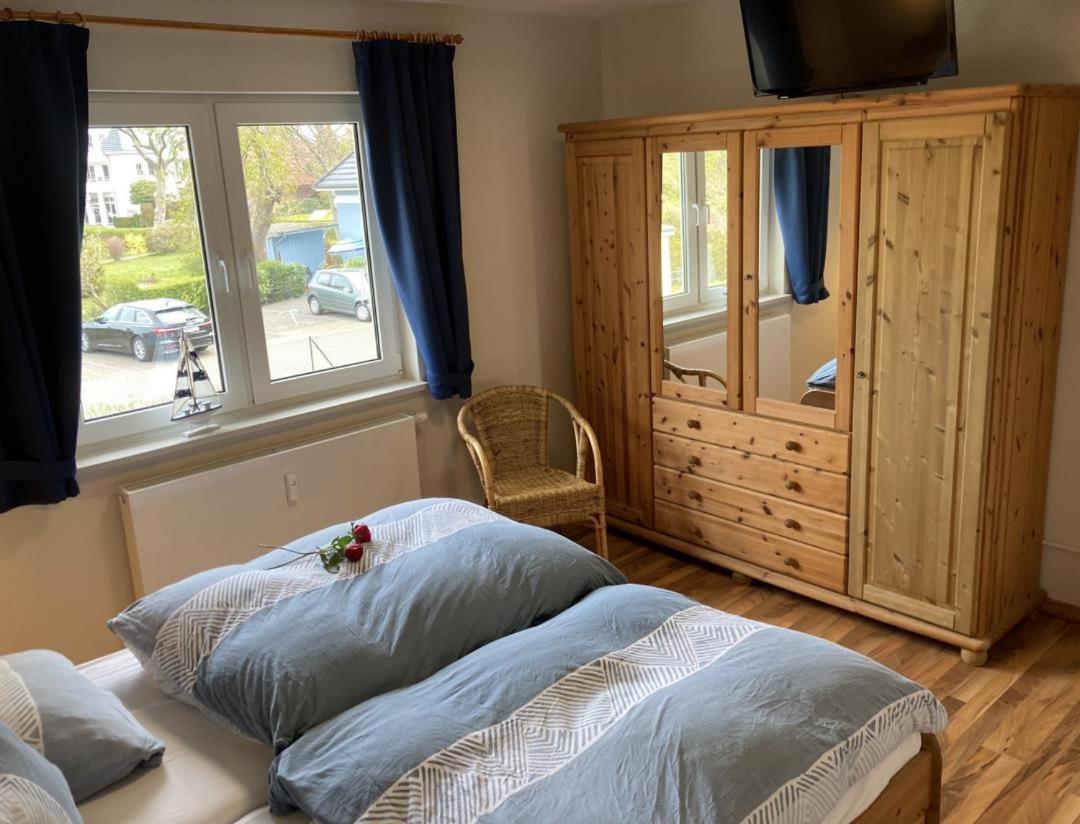 Wohnung 9 Meer-Ruhe Im Haus Stranddistel Komfortable Ferienwohnung Im 1 Og Fuer 4 Personen In Zingst Exterior photo